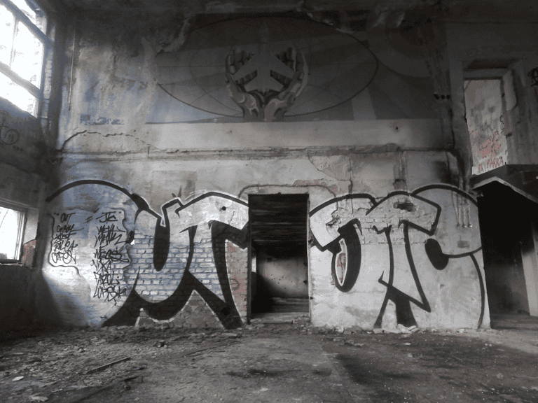 Alte russische Militärschule 2 obraz 2025 01 13 220749749 768x576