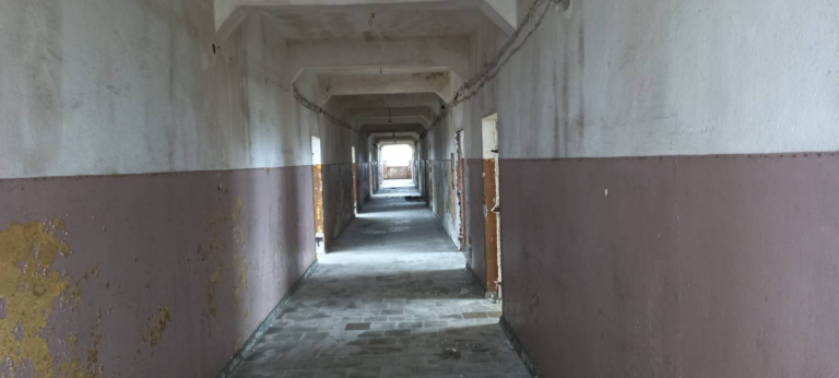 Abandoned Soviet school 4 obraz 2025 01 15 130759351 768x346