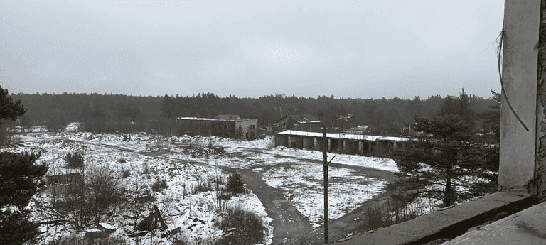 Abandoned Soviet school 3 obraz 2025 01 15 130809311 768x346