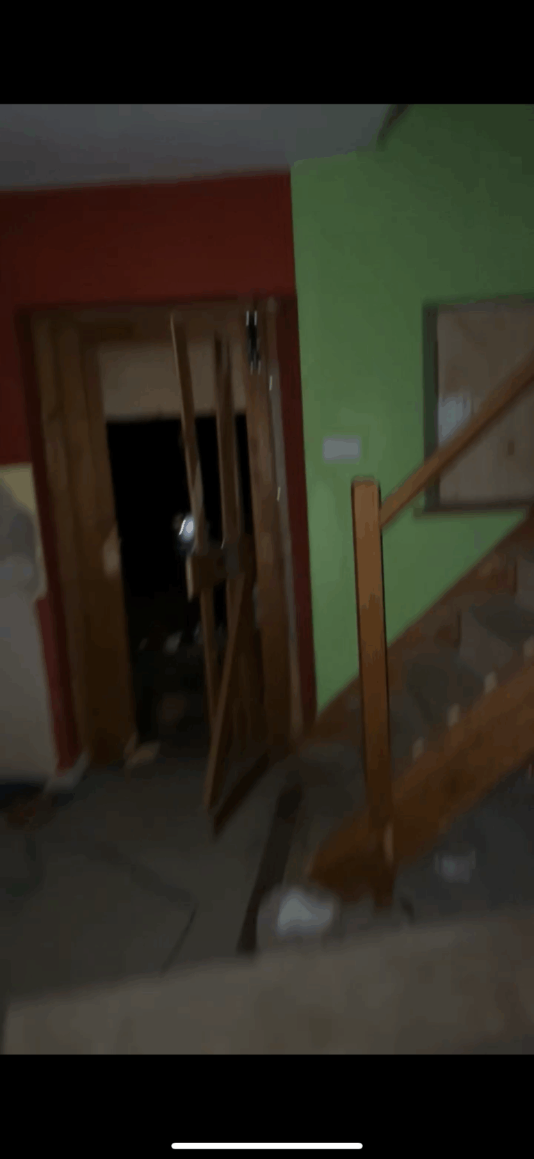 Verlassenes Haus 4 IMG 1149 768x1665