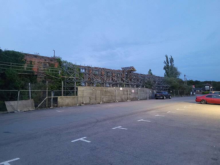 20250531 212248 768x576