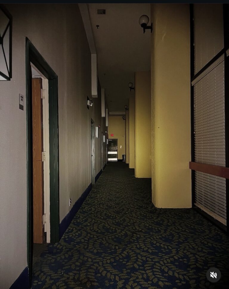 Grand hotel Desoto Texas 8 IMG 4341 768x967