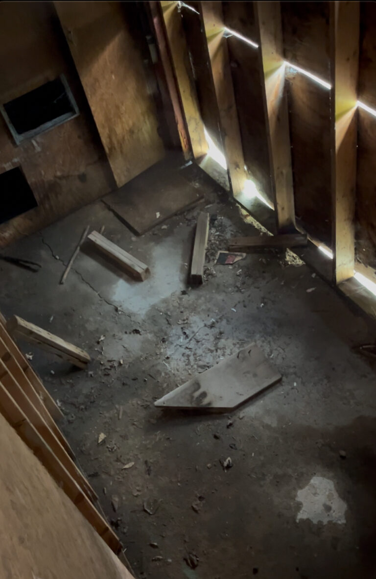 Abandon fertilizer storage 2 IMG 4366 768x1182