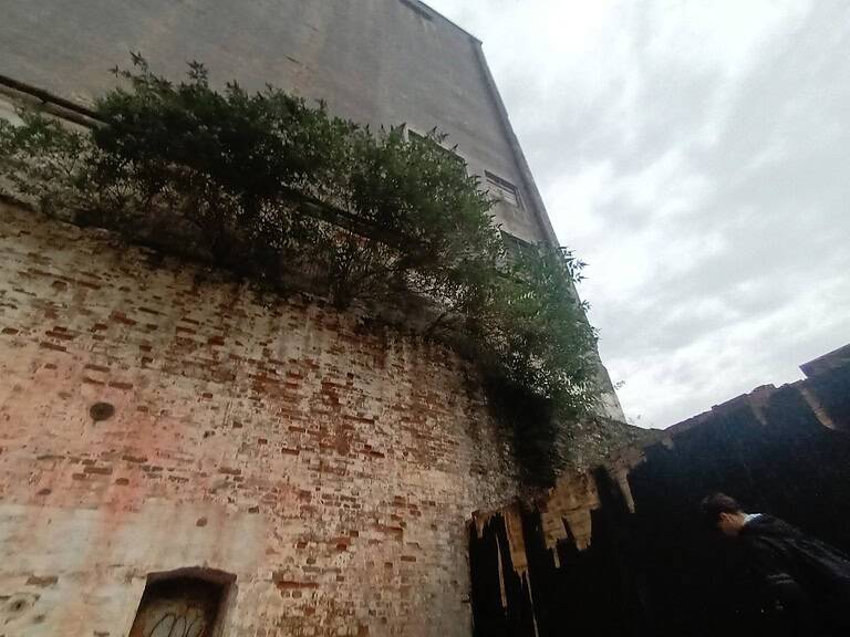 Silo Ipswich Docks 4 20250722 190351 768x576