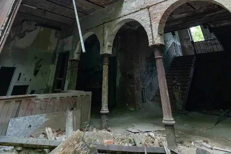 25a72f3a e8a2 4f65 a5b8 e449f596764c3e561355a9fa843df8 578A8104 768x512