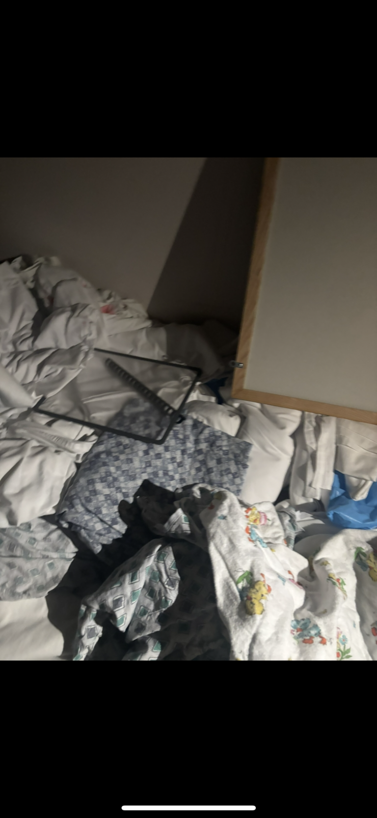 Verlassenes Krankenhaus 4 IMG 4231 768x1665