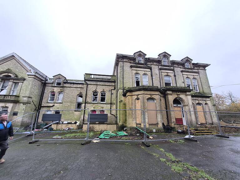 Abandoned care home 1 14248 768x576
