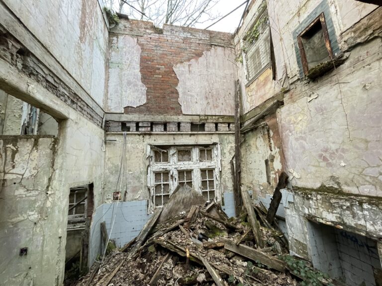 Holly grange, old prison governor house 4 IMG 0662 768x576