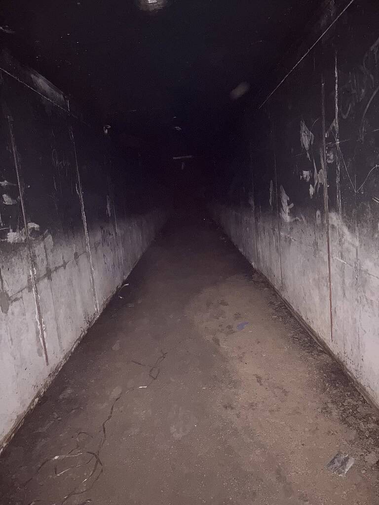 Aero Jet military base 2 IMG 2213 768x1024