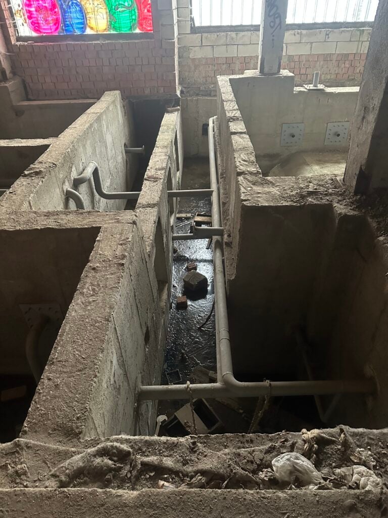 Ospedale abbandonato e incompiuto 1 IMG 5499 768x1024