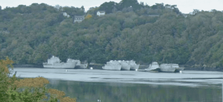 Schiffsfriedhof von Landévennec 2 Screenshot 2025 12 04 202041 768x354