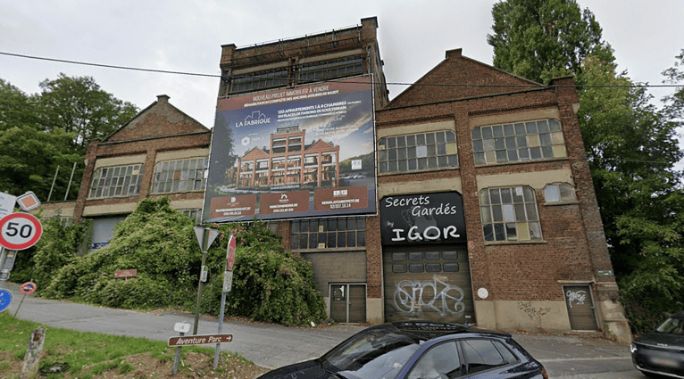 Fabbrica di vetro 1 Screenshot 2025 12 17 193334 768x425