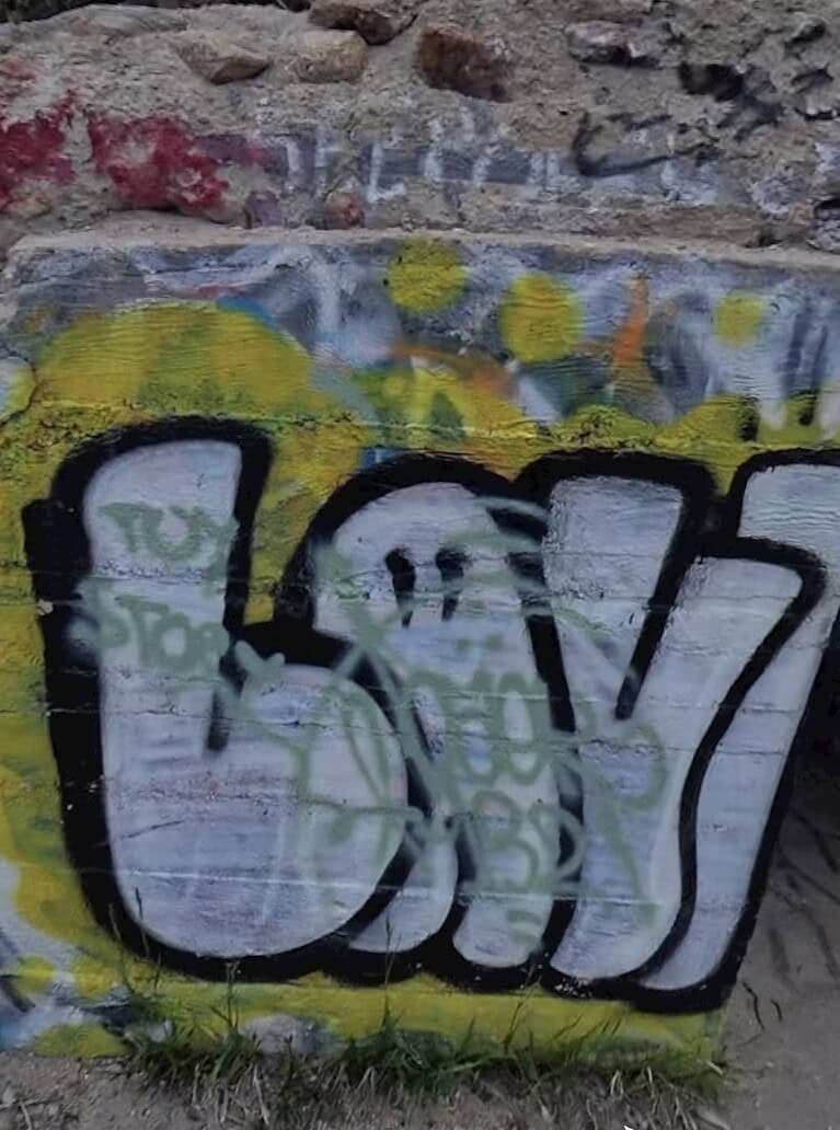 Stone structure 2 IMG 8992 768x1032