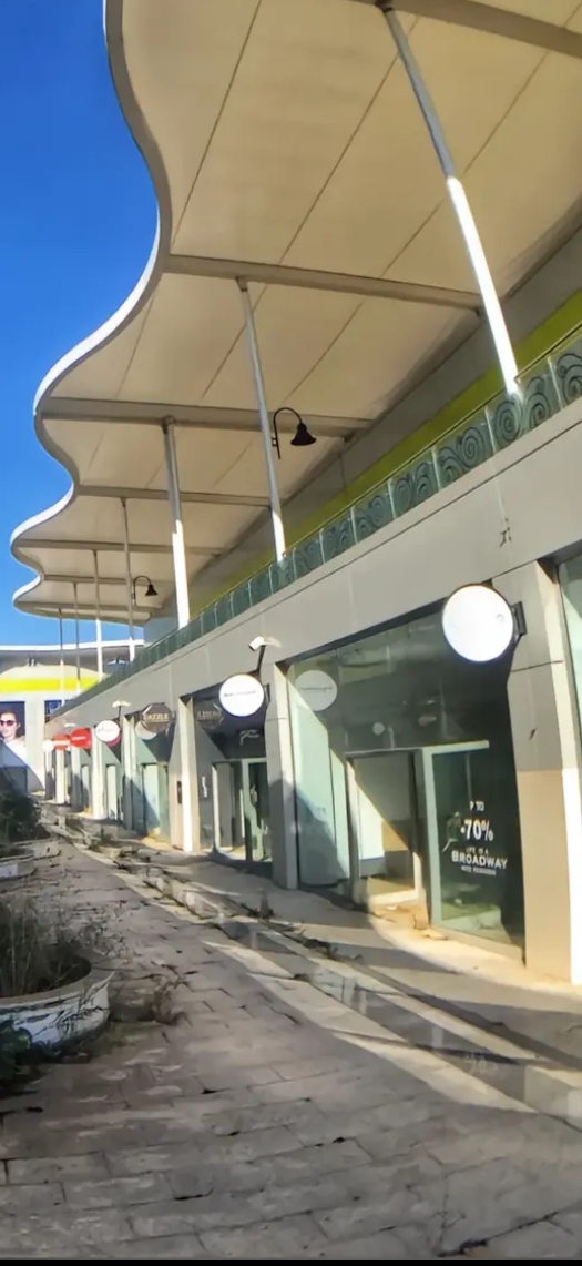 Einkaufszentrum Strand 1 Screenshot 2026 01 18 18 00 40 439 com.zhiliaoapp.musically edit