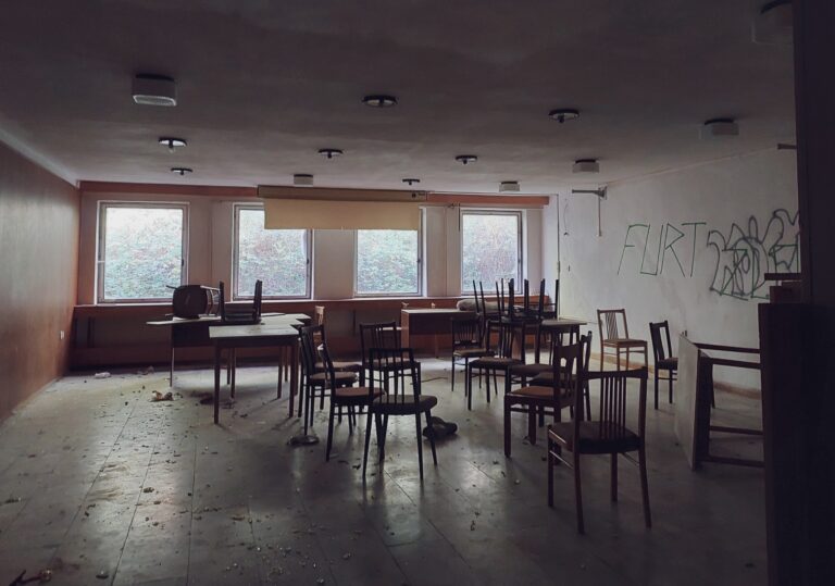 Abandoned Hotel 6 20241020 141548 768x539