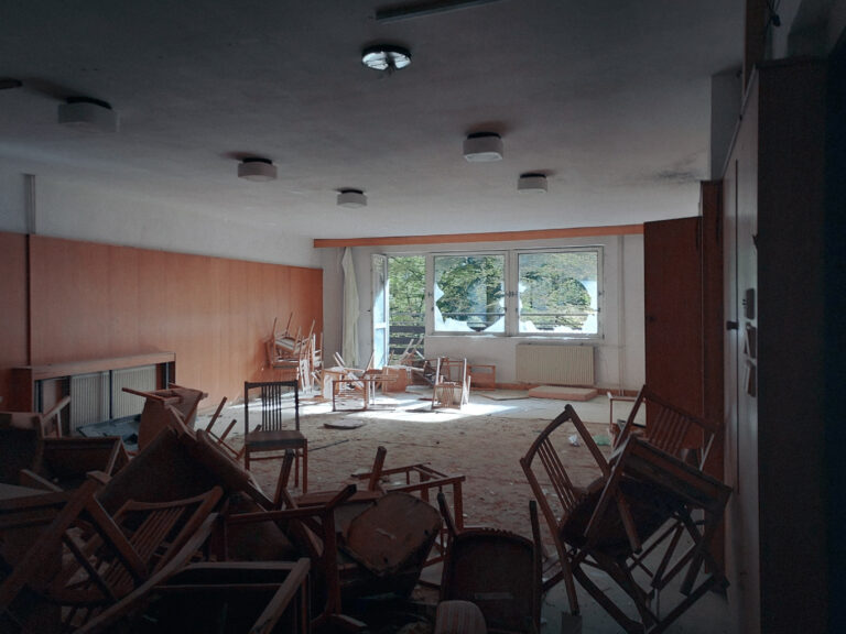 Abandoned Hotel 7 20241020 141909 768x576