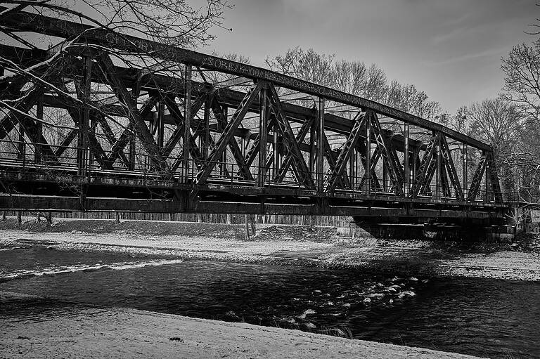 Alte Eisenbahnbrücke 1 DSC06649 1 768x512