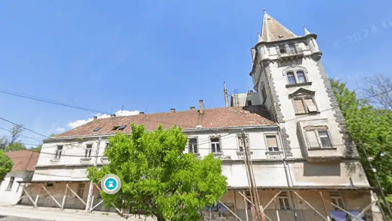 Verlassenes Haus mit Turm 1 Screenshot 14.08.2026 004715 768x434