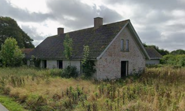 Decaying house 1 Screenshot 2026 09 28 011923