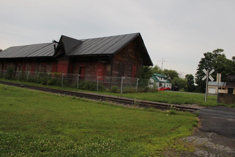 Abandoned train station 2 IMG 8626 768x512